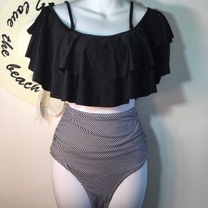 Bikini high waisted and Ruffles Top